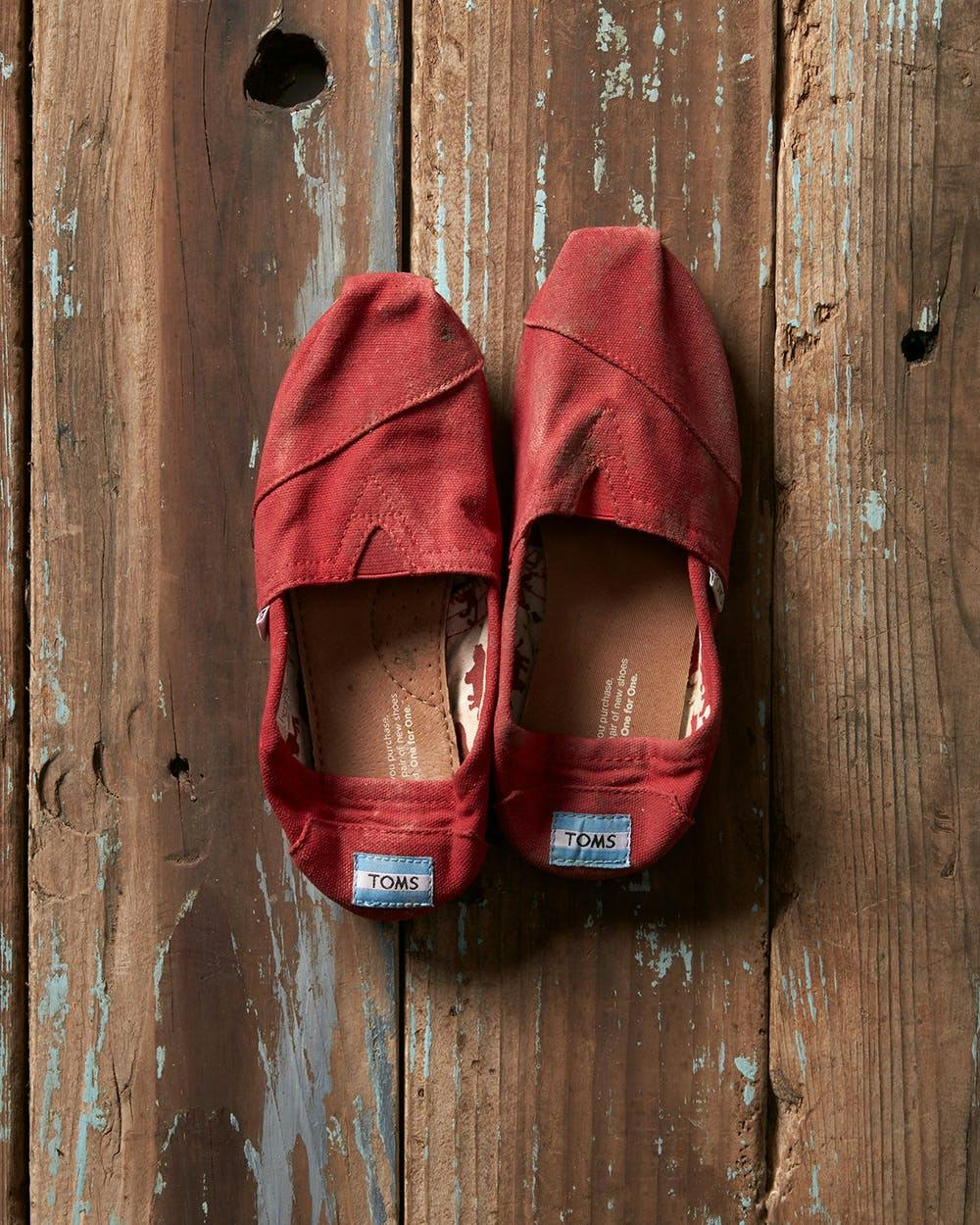 Toms red shoes product photography 